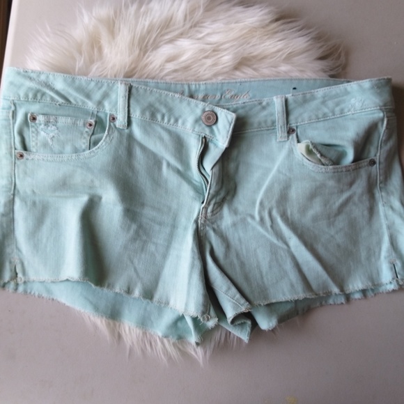 American Eagle Outfitters Pants - American eagle size 18 shorts